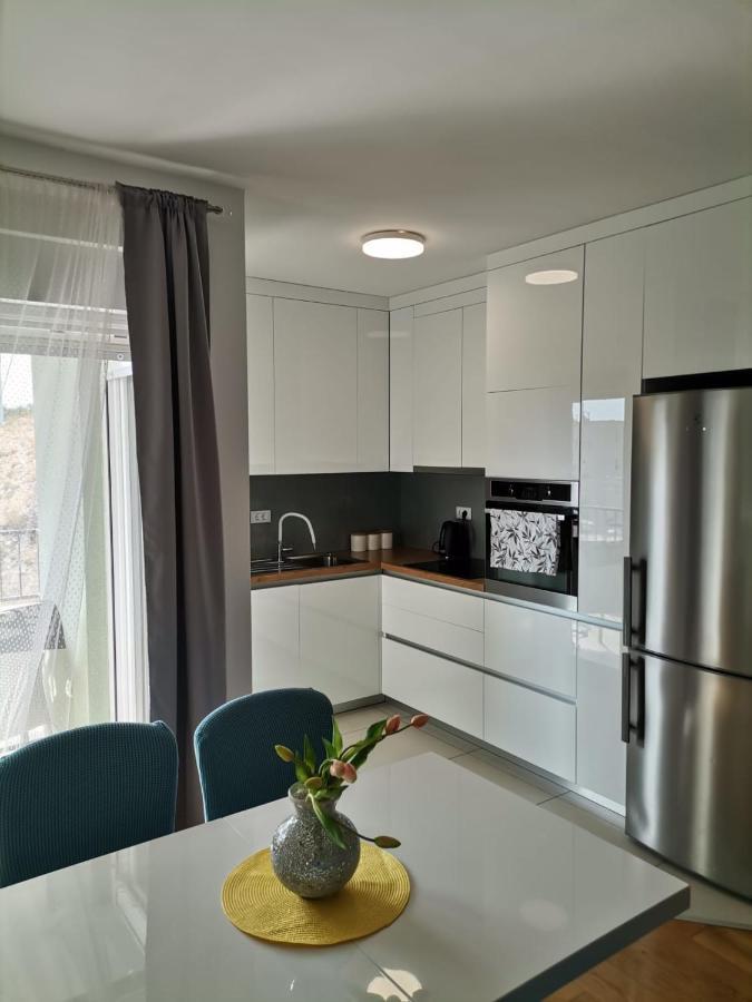 Apartman Rita Lägenhet Makarska Exteriör bild