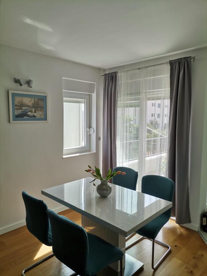 Apartman Rita Lägenhet Makarska Exteriör bild